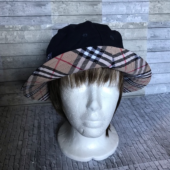 BUCKET HAT (REVERSIBLE) - Picture 4 of 16